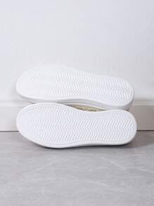 Giày Thể Thao Nữ Nhẹ Đế Mềm Ngoài Trời Giày Ren Màu Be Lưới Đế Bằng Thoáng Khí Giày Đa Năng Đường Phố Giày Trượt Ván - Màu be - Xem 7