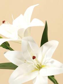 1pc Artificial Lily Stem,Simple Polyester Fake Flower For Home Decoration, Valentine Day, Gift Gifts Birthday Graduation - Multicolor - View 5