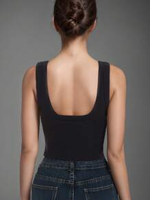 Top polyvalent à la mode pour adolescentes, de couleur unie, avec col carré ajusté, débardeur court et moulant, respirant et sexy avec un dos ouvert et un soutien-gorge intégré, esthétique et élégant avec décoration en fil tricoté. - Noir - Voir 2