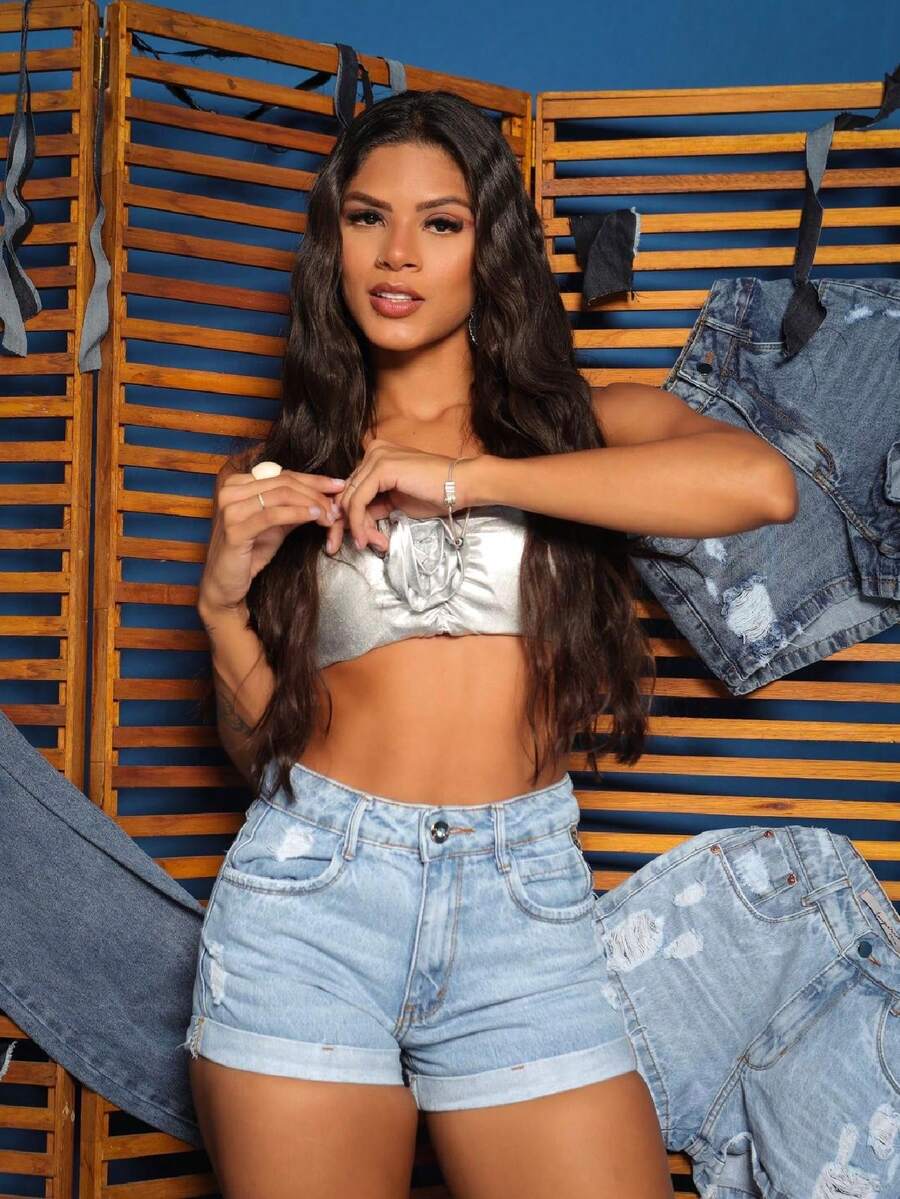 Women Denim Shorts - 淺色水洗藍 - 查看 1
