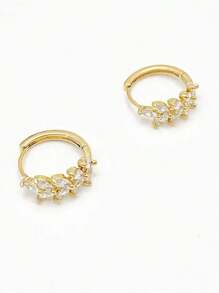 A Pair Of Leaf Earrings Suitable For Women To Wear, Suitable For Daily Wear, Weddings, Travel Photography, Birthday/Holiday Gifts, Music Festivals, Parties, And Other Occasions Halloween