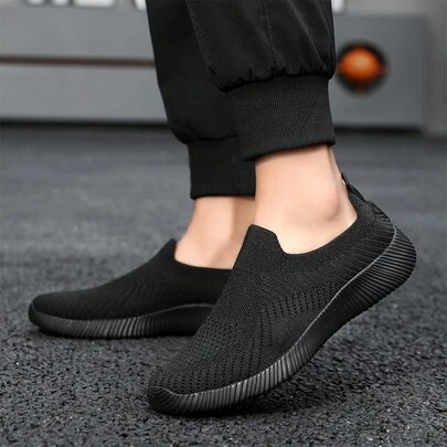 Nuevas zapatillas deportivas ligeras y informales con calcetines transpirables de malla completa para mujeres, ideales para deportes casuales en la frontera