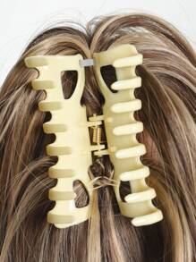 Messy Flully Straight Bun Hair Piece Synthetic Claw Clip In Short Ponytail Extension For Women