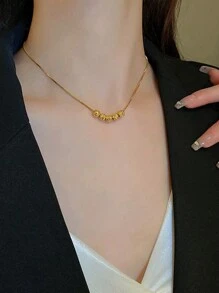 This Elegant And Sophisticated 18K Gold-Plated Stainless Steel Necklace Features Five Round Beads And Is Suitable For Women To Wear In Daily Life Or At Parties, Or As A Gift For Mother Day.