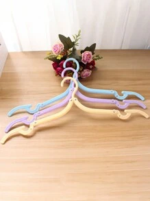 5pcs Travel Hangers, Cruise Ship Essentials, Portable Folding Clothes Hangers, Travel Accessories Foldable Clothes Drying Rack For Travel (Random Color 5pcs) Travel Accessories Travel Essentials Car Accessories Outdoor Accessories Air Plane Case Useful Things Summer Essentials Office Accessories Travel Must Haves Beach Vacation Holiday School Accessories Back To School Supplies Stuff - Multicolor - View 4