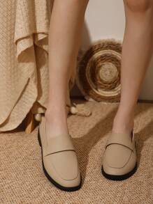 Women's Fashionable Low-Heeled Loafers For Casual Wear