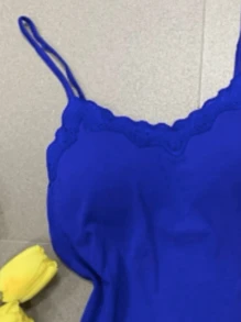 Blusinha Regata Feminina com Bojo e renda com Alças Reguláveis - Azul Royal - Visão 2