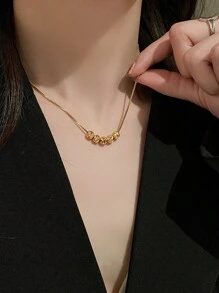 This Elegant And Sophisticated 18K Gold-Plated Stainless Steel Necklace Features Five Round Beads And Is Suitable For Women To Wear In Daily Life Or At Parties, Or As A Gift For Mother Day.
