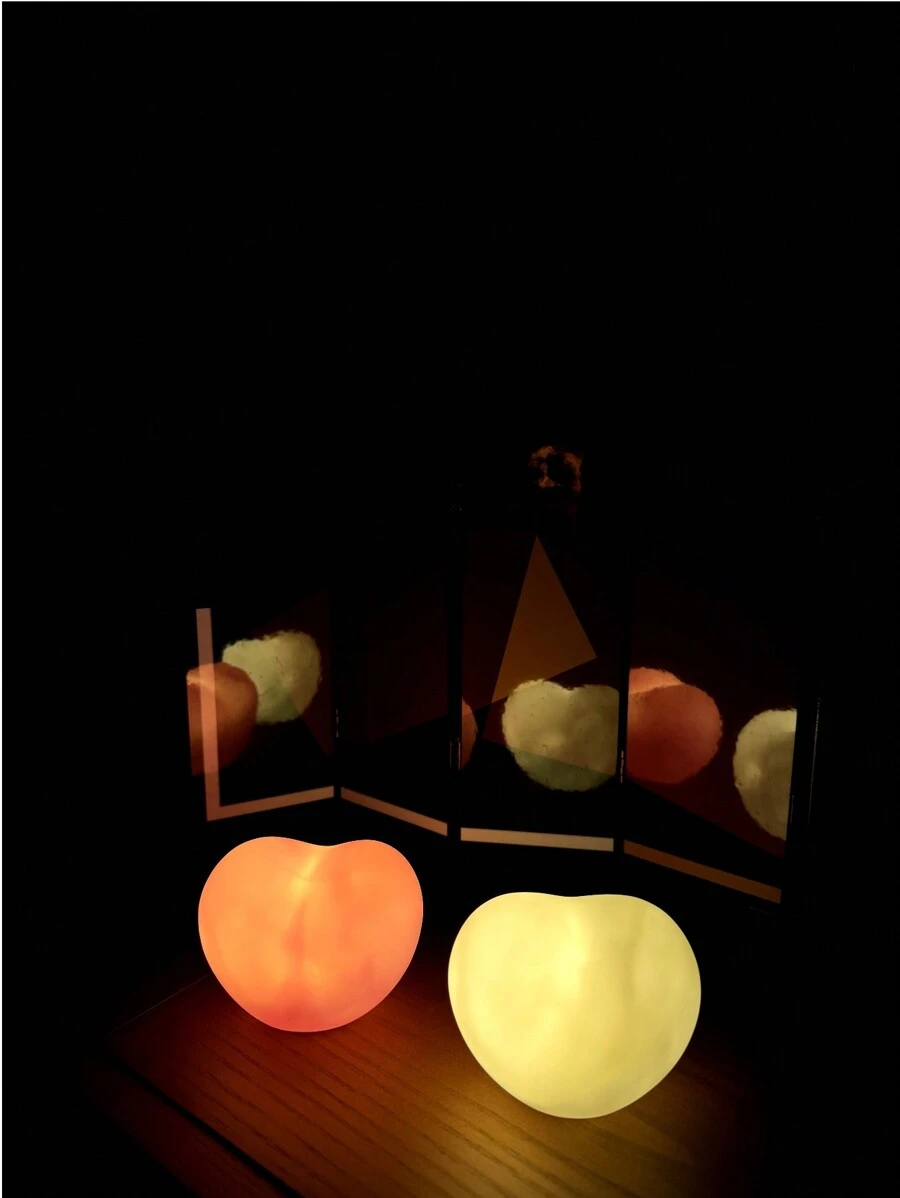 1-Pack Adorable Heart Night Light - Battery Operated For Atmospheric Ambiance. Crafted With Squishy Silicone, A Unique And -Friendly Gift. - Multicolor - View 1