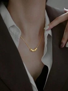 This Elegant And Sophisticated 18K Gold-Plated Stainless Steel Necklace Features Five Round Beads And Is Suitable For Women To Wear In Daily Life Or At Parties, Or As A Gift For Mother Day.