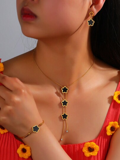 4pcs/Set Simple And Fashionable Stainless Steel 18K Gold Plated Clover Stud Earrings Bracelet And Necklace, Suitable For Women To Wear To Parties And Events, Daily Wear, And As Gifts For Holidays Valentines,Mom,Mother,Mother's Day,Gift