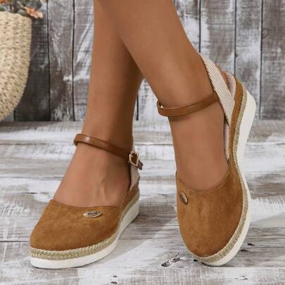 Sandali con zeppa taglie forti a blocchi di colore con suola intrecciata in iuta leggera e cinturino con fibbia, design scavato fuori