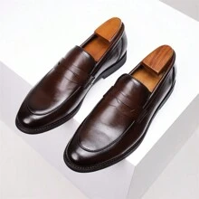 Herren Slip-On Loafer mit Rundkappe, bequem, legere Business-Schuhe im englischen Stil mit Ledersohle, leicht, rutschfeste Bootsschuhe, geeignet für Geschäftstreffen und Bankette, vielseitig und modisch