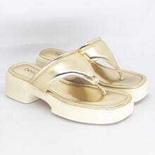 Women Platforms & Wedge Sandals - 金色 - 查看 3