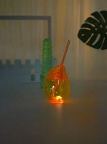 Vaso de plástico con forma de mango con luz LED y pajita, vaso portátil para jugo de playa 1 pieza - multicolor - Ver 6