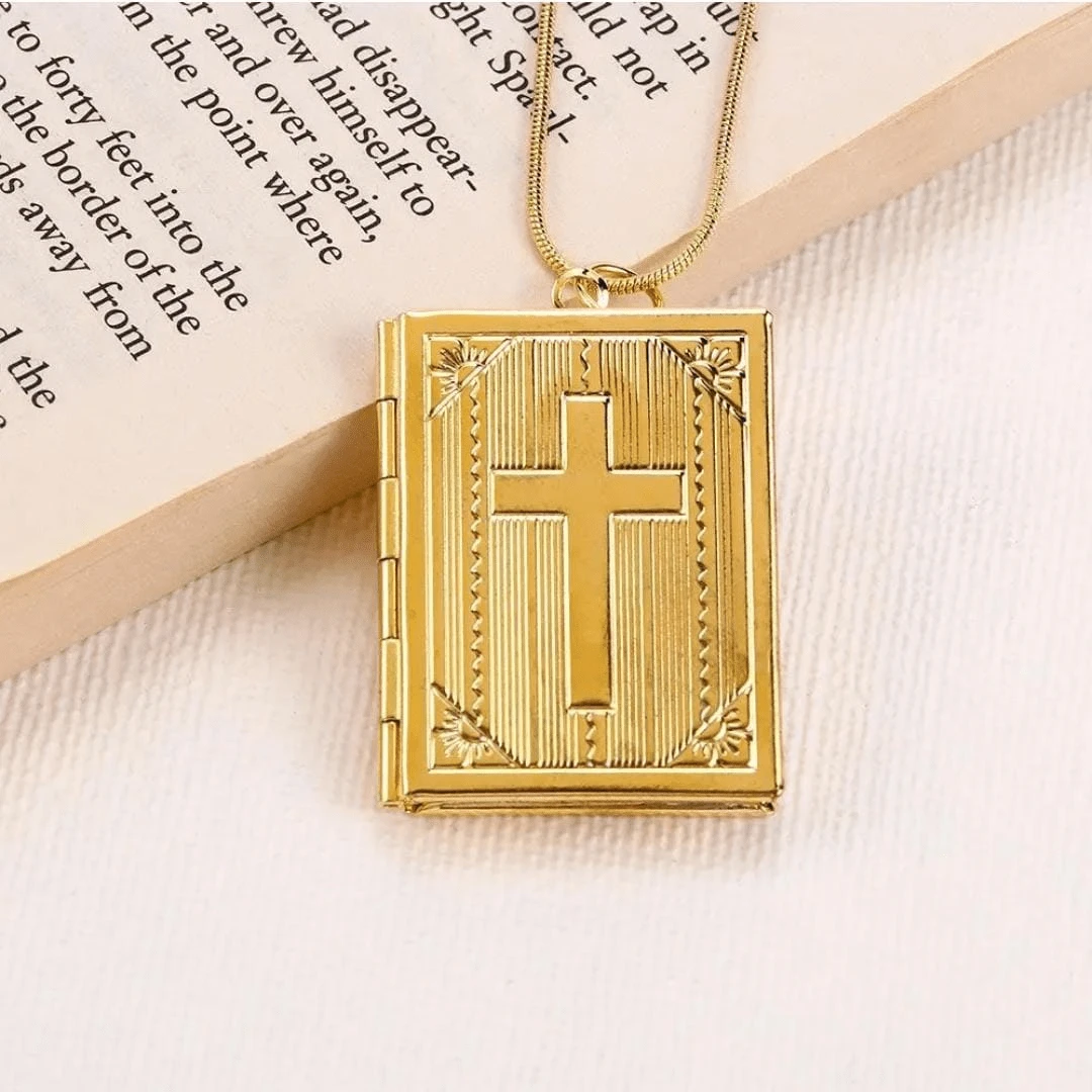 Relicario rectangular pequeño de cruz. - Dorado - Ver 1