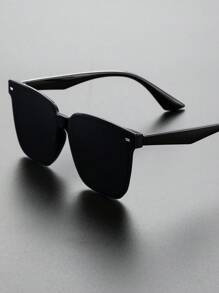 1pc Men Plastic Geometric Frame Tinted Lens Classical Fashion Glasses For Street Snap Musical Festival Accessories For Summer Beach Vacation,Outdoor,Travel