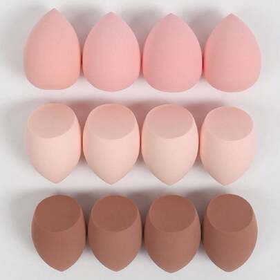 12个中号美妆蛋，适用于混合液体、膏状和粉状产品，多色无乳胶干湿两用粉底化妆海绵，适合所有肤质，可用于化妆、家居装饰、梳妆台、旅行、卧室等场合，是化妆配件的理想之选。产品标签：粉扑、美妆蛋、粉扑、化妆海绵、圣诞礼物、化妆工具、便宜好物、礼品、女士礼品、圣诞礼物、赠品、旅行必备。