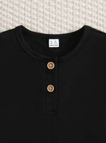 Tween Boy 2 件套夏季服装：时尚基本款圆领短袖上衣，纽扣开合，不对称松紧腰带工装裤，配腰带 - 黑色 - 查看 3