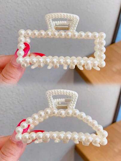 2-Piece Women's Faux Pearl Hair Claw Set, Fresh And Simple Pearl Clip, Medium-Sized Bath Dish Style Hair Clip, Casual, Simple And Cute Girl Hair Clip Accessory, No Damage To Hair, Suitable For Daily Hair Tying, New Year, Travel With Clothing, Hair Claw Hair Accessory Set,Valentine's Day Couples As A Gift Hair Accessories,Claw Clips,Hair Jaw Clip,Hair Clutch, School Stuff, College Fall Winter For Vacation Outfits Woman