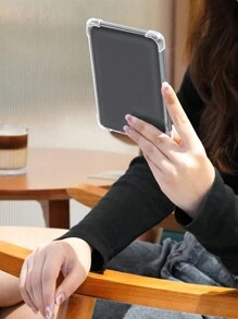 Ayotu 1个透明保护套，防摔，全包覆式柔软硅胶套，适用于 Kindle（第11代）2022款、Kindle Paperwhite（第11代）2021款、Kobo Libra 7英寸彩色版、Kobo Clara 6英寸彩色/灰阶版、Fire HD10（2023款）、Fire HD8（2015/2016/2017款） - 無色 - 查看 10
