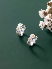 1 par de pendientes minimalistas de alta gama con gotitas de pegamento en forma de girasol blanco de moda