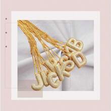 1 Stück Modische Und Vielseitige Halskette Mit Cz-verziertem, Prallem Englischen Alphabet-anhänger Für Damen Im Alltag