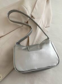 带有蝴蝶结的云褶纯色单肩包，时尚百搭，是送给她的完美情人节礼物，有史以来最好的情人节礼物选择