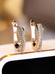 1 paire de Boucles d'oreilles élégantes minimalistes plaquées or avec pierres CZ noires et blanches, pour fiançailles, mariage et port quotidien