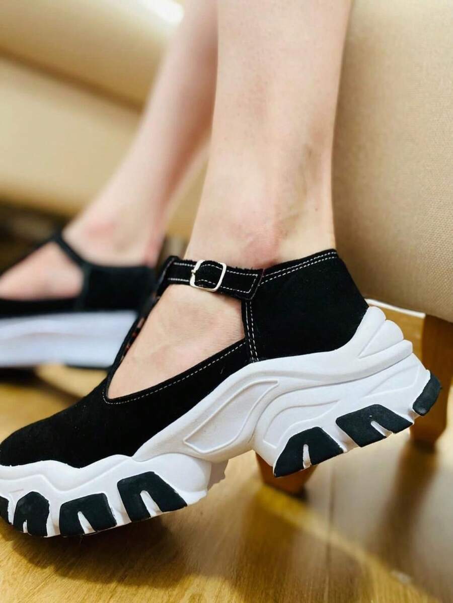Women Platforms & Wedge Sandals - 黑與白 - 查看 1