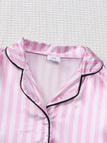 Conjunto de camiseta de manga corta con estampado de rayas en 2 colores y shorts para niña joven - Rosa - Ver 3