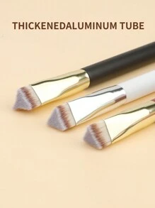 1pc Angled Concealer Makeup Brush, Face Highlighter Brush, Crease-Free Powder Brush - Multicolor - View 3