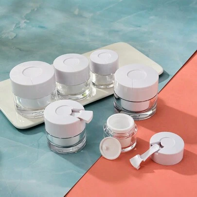 一個帶勺子的面霜容器，容量15克/30克/50克，厚PET材料，高端化妝品樣品霜罐，適用於眼霜，護膚產品，空瓶帶便攜盒，便於旅行