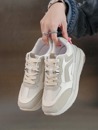 New Round Toe Women Casual Sports Shoes With Fashionable Lace-Up Design And Comfortable Breathable Material