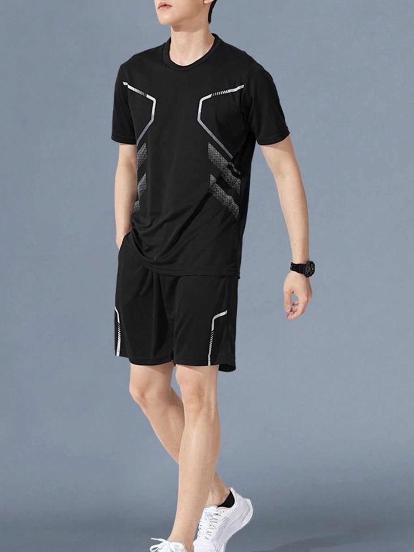 مجموعة رياضية قطعتين من تي شيرت ذو أكمام قصيرة وشو...