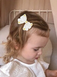 2 pièces Noeuds de cheveux en forme de marguerite pour filles, clips à cheveux mignons avec décoration de fleurs, barrettes avec fleurs blanches brodées et doublure complète, accessoires de cheveux pour enfants et bébés, parfaits pour la Saint-Valentin