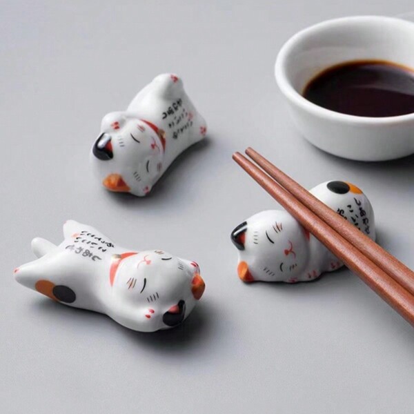 1 pieza/2 piezas/3 piezas Soporte para palillos, soporte para cucharas y decoración de escritorio con forma de gato de cerámica, regalo de Navidad para la cocina