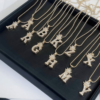 1pc Stainless Steel Letter A-Z Necklace With Micro-Inlaid Zirconia Crown Pendant For Women Everyday Wear, Removable Copper Plated Pendant, Ideal Gift For Good Friends Or Classmates