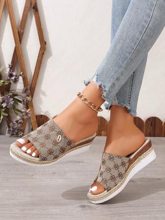 Women Rose Printed Wedge Sandals, Closed Toe Ankle Strap Espadrilles, Casual Platform Home Slippers