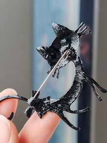 1pc Fashionable Cats Enamel Pin For Clothing Accessories Dress Accessories Pin For Clothes Bag Charm School