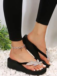 Chinelo Feminino Casual de Salto Anabela com Solado de Espuma e Flor de Strass para Praia - Preto - Visão 2