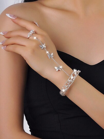 1pc Fashionable Butterfly Linked Finger Ring Adjustable Bracelet Accessory, Suitable For Women & Girls For Summer Holiday, Dating, Party, Versatile