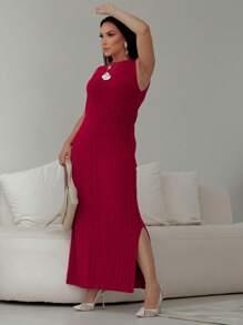Vestido Longo Tricot Mousse com Fenda Sem Manga