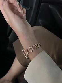 1 件女士时尚金属水晶蝴蝶表带兼容 38/40/41/42/44/45/49 毫米，奢华不锈钢表带，兼容 Series Ultra 9 8 7 SE 6 5 4 3 2 1 智能手表表带，珠宝配饰适合日常佩戴，可作为送给女友/妈妈的礼物 - 玫瑰金 - 查看 11