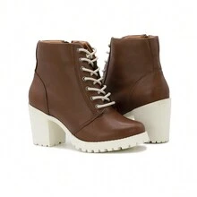 Bota feminina em couro com salto e cano curto luxo e conforto - Caramelo - Visão 2