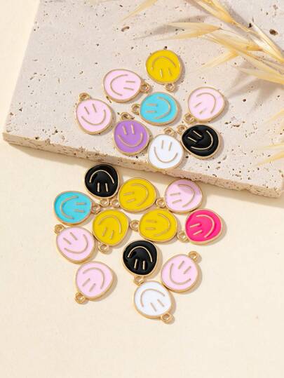 20pcs Fashionable Cartoon Multi-Colored Asymmetrical Smiling Face Shaped Alloy Pendant For DIY Earrings, Bracelets, Necklaces & Jewelry Making