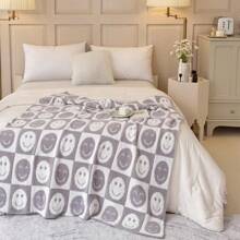 Ultra Soft Cozy Happy Smiling Face Checkered Knitted Throw Blanket Fluffy Microfiber Checkerboard Bed Blanket Lightweight Both Sides Blanket For Couch Sofa Bed (Smile Cream, Throw 50"X60") - 灰色 - 查看 3
