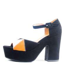 Quilted Retro Platform Heels - Black - View 9