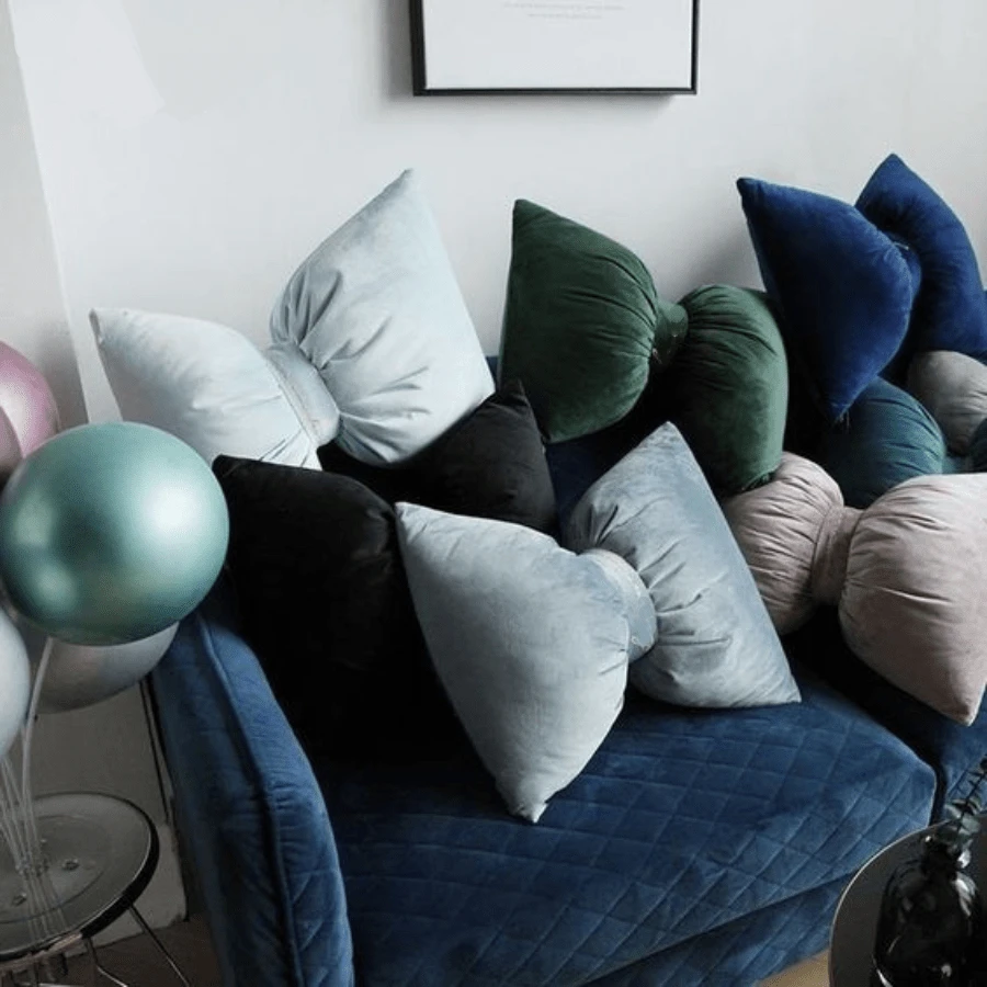 Outdoor Pillows & Cushions - 紅色天鵝絨 - 查看 1