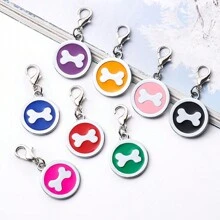 1 pieza de etiqueta de identificación de mascota personalizada y personalizada en forma redonda plateada con huesos azules, con la parte posterior para grabar el nombre de la mascota, información de contacto, dirección, etc., grabado para prevenir la pérdida de la etiqueta de identificación de la mascota, adecuada para perros grandes, medianos y pequeños.